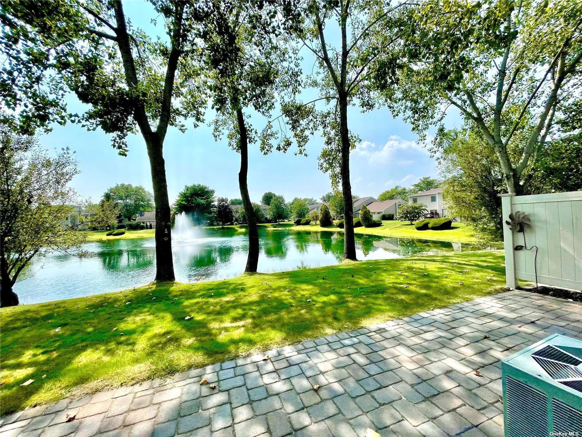 Hidden Ponds Condos At Smithtown New York Suffolk Experts